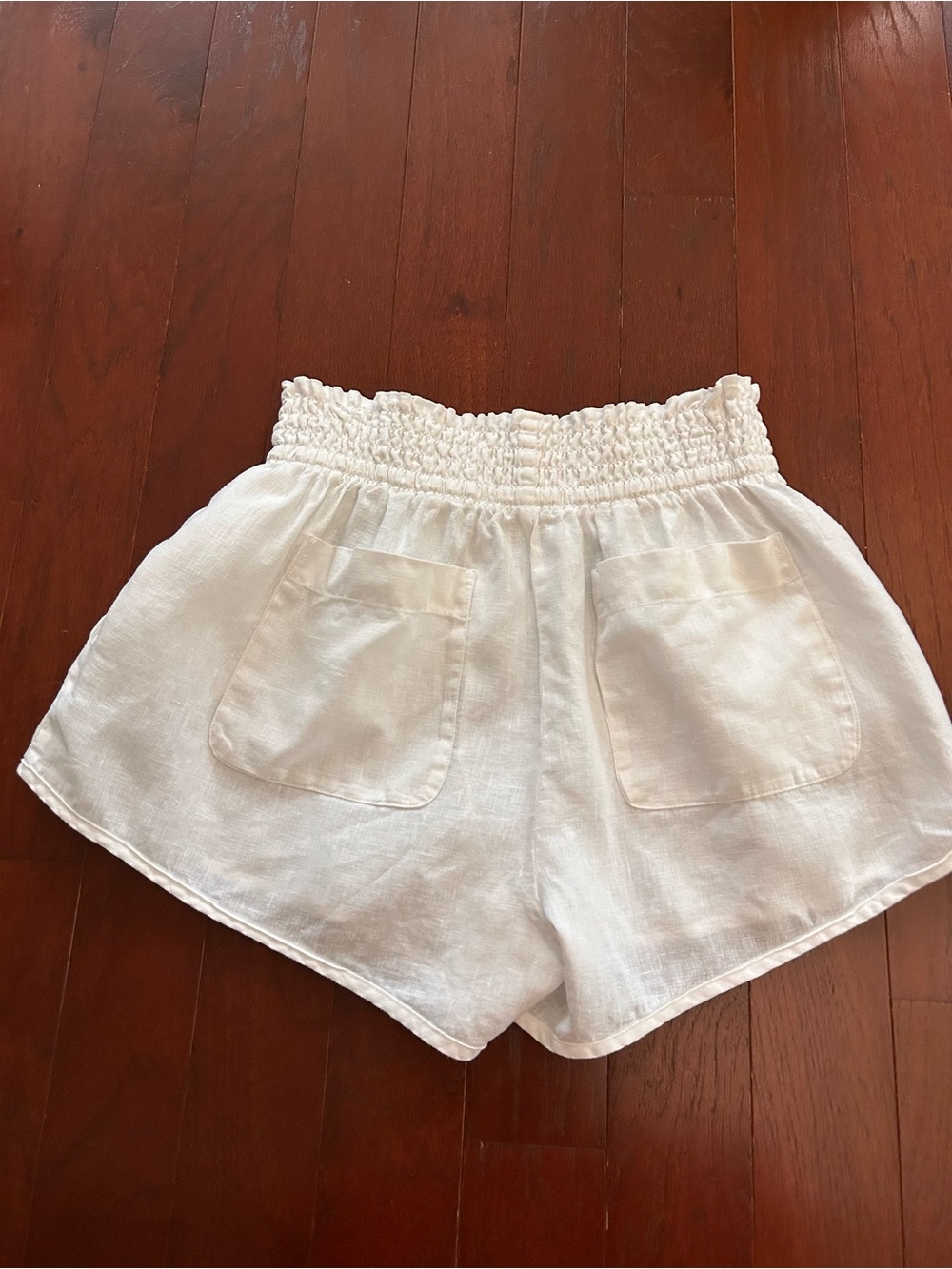 Cloth & Stone High Waisted Smocked Drawstring Linen Shorts White Size Medium - Picture 8 of 8